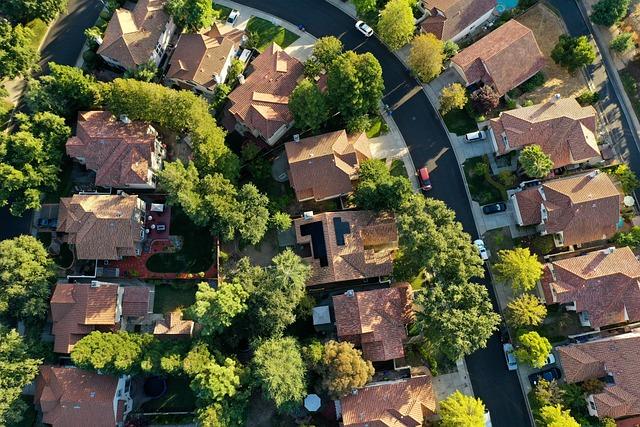 Trvale udržitelné trendy ve světě módy a jak se⁢ vyhnout greenwashingu